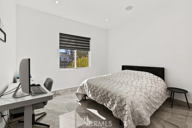 23143 Leonora Drive, Woodland Hills (los Angeles), CA 91367