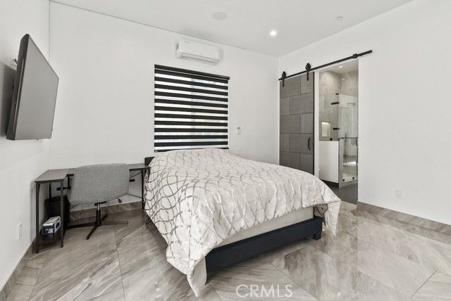 23143 Leonora Drive, Woodland Hills (los Angeles), CA 91367