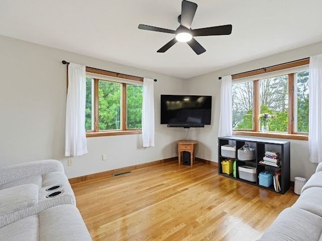 22 Legaski Ave, Stoughton, MA 02072