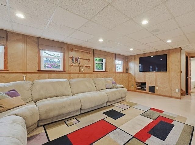 22 Legaski Ave, Stoughton, MA 02072