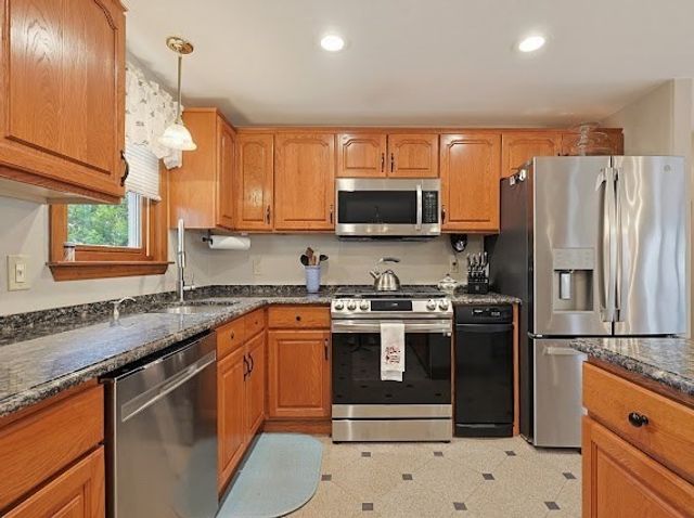 22 Legaski Ave, Stoughton, MA 02072