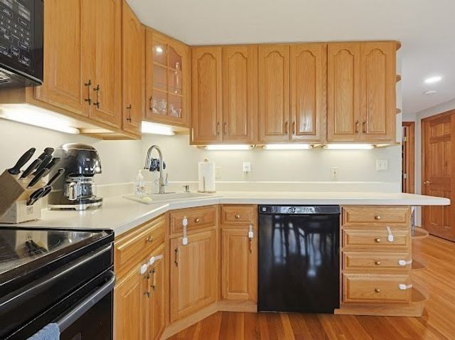 22 Legaski Ave, Stoughton, MA 02072