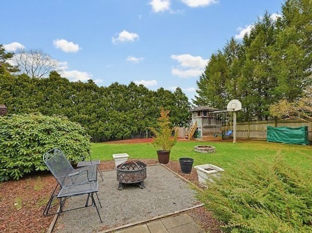 22 Legaski Ave, Stoughton, MA 02072