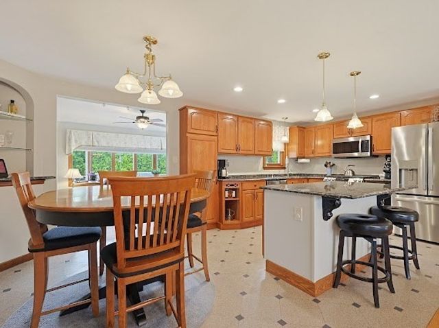 22 Legaski Ave, Stoughton, MA 02072