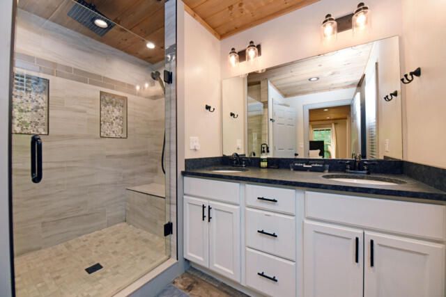 747 Matrix Lane, Ellijay, GA 30540