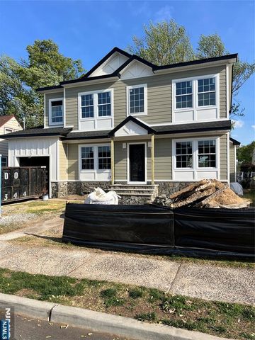 64 Alberta Drive, Saddle Brook, NJ 07663