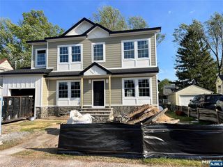 64 Alberta Drive, Saddle Brook, NJ 07663