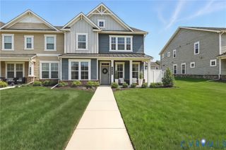 7062 Rivermere Ln, Glen Allen, VA 23059