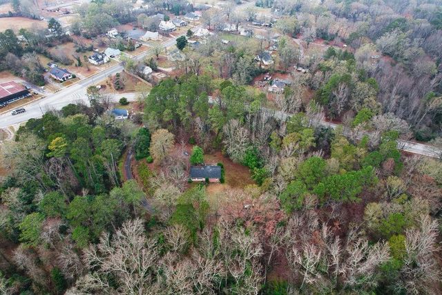 101 Simmons Drive, Clinton, SC 29325