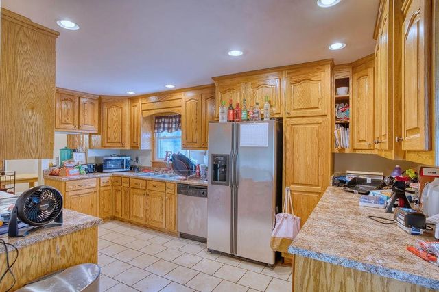 101 Simmons Drive, Clinton, SC 29325