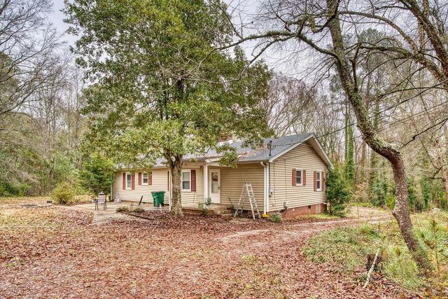 101 Simmons Drive, Clinton, SC 29325