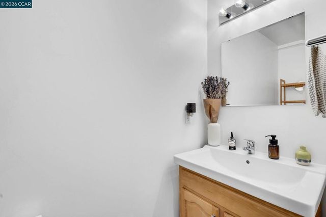 3116 Adeline St 110, Oakland, CA 94608