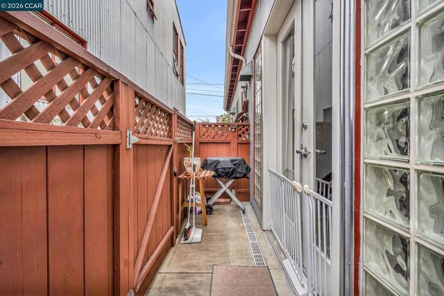 3116 Adeline St 110, Oakland, CA 94608