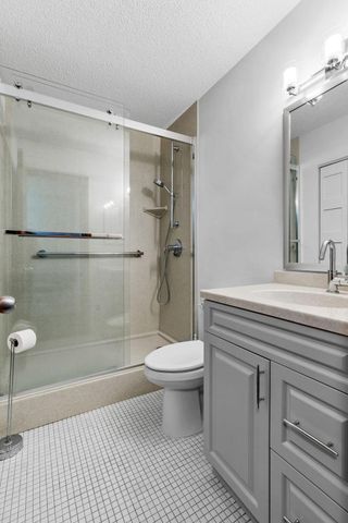 121 Washington Avenue S 702, Minneapolis, MN 55401