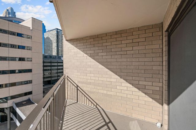 121 Washington Avenue S 702, Minneapolis, MN 55401