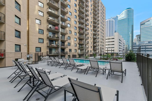 121 Washington Avenue S 702, Minneapolis, MN 55401