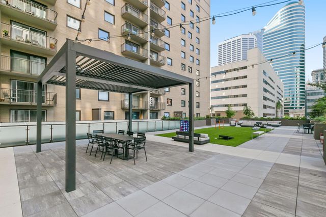 121 Washington Avenue S 702, Minneapolis, MN 55401