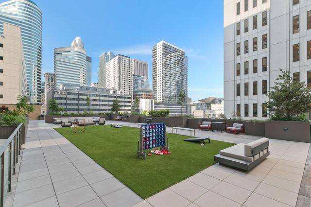 121 Washington Avenue S 702, Minneapolis, MN 55401