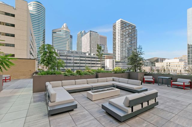 121 Washington Avenue S 702, Minneapolis, MN 55401