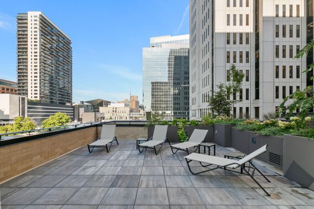 121 Washington Avenue S 702, Minneapolis, MN 55401