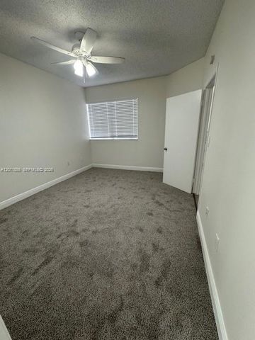 2391 NW 96th Ter 19P, Pembroke Pines, FL 33024