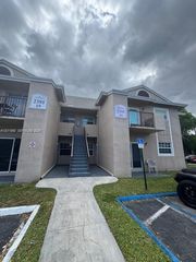 2391 NW 96th Ter 19P, Pembroke Pines, FL 33024
