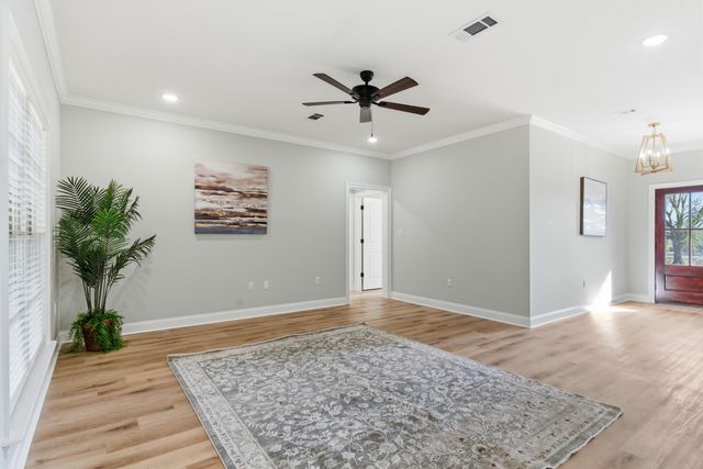 76 Meadow Breeze Rd., Sumrall, MS 39482