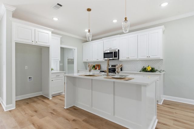 76 Meadow Breeze Rd., Sumrall, MS 39482