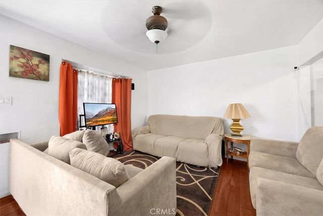 304 N. Susan St., Santa Ana, CA 92703