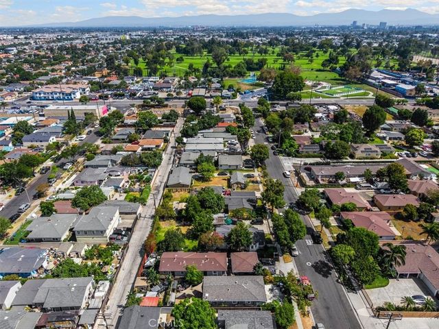 304 N. Susan St., Santa Ana, CA 92703
