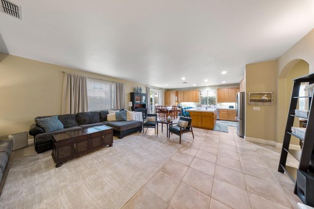 4021 Calais Ct, Modesto, CA 95356