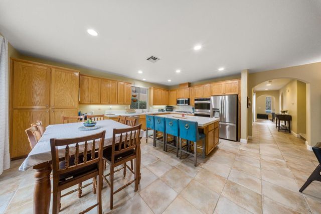 4021 Calais Ct, Modesto, CA 95356