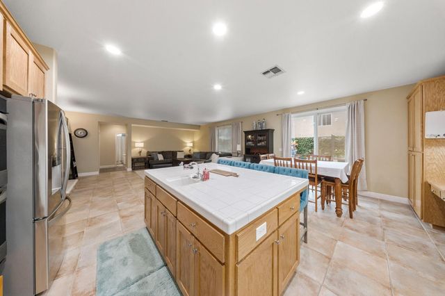 4021 Calais Ct, Modesto, CA 95356