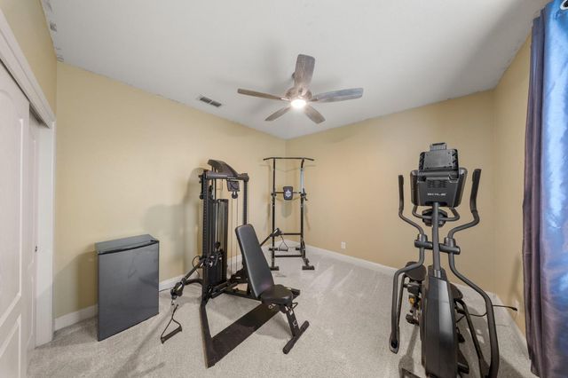 4021 Calais Ct, Modesto, CA 95356