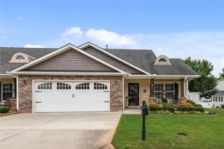 32 Hillsborough Drive, Anderson, SC 29621