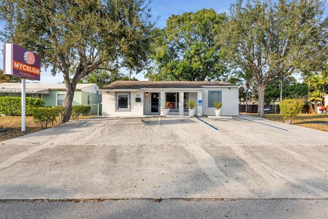 141 E Commercial Boulevard, Oakland Park, FL 33334