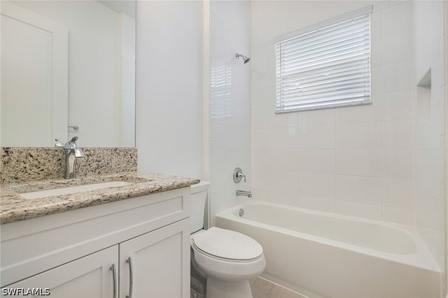 12448 Violet LN, Naples, FL 34120