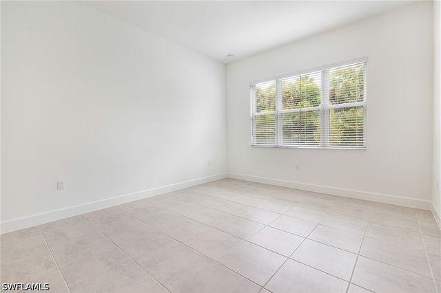 12448 Violet LN, Naples, FL 34120