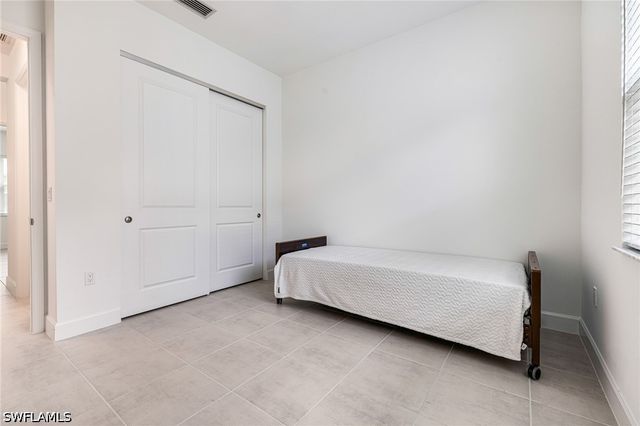 12448 Violet LN, Naples, FL 34120