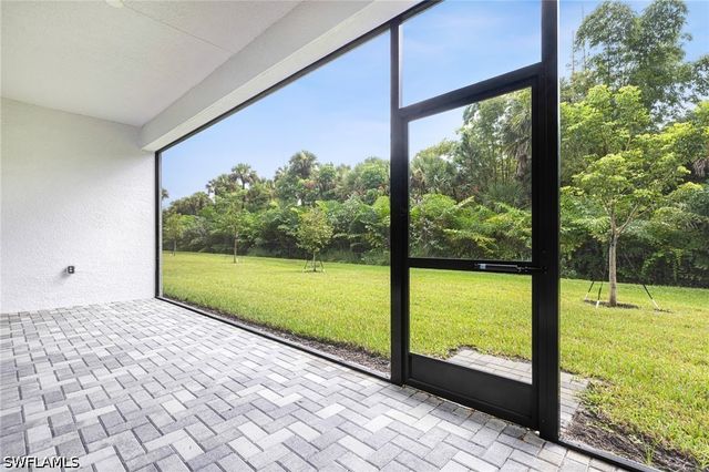 12448 Violet LN, Naples, FL 34120