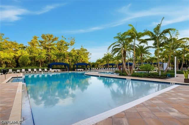 12448 Violet LN, Naples, FL 34120