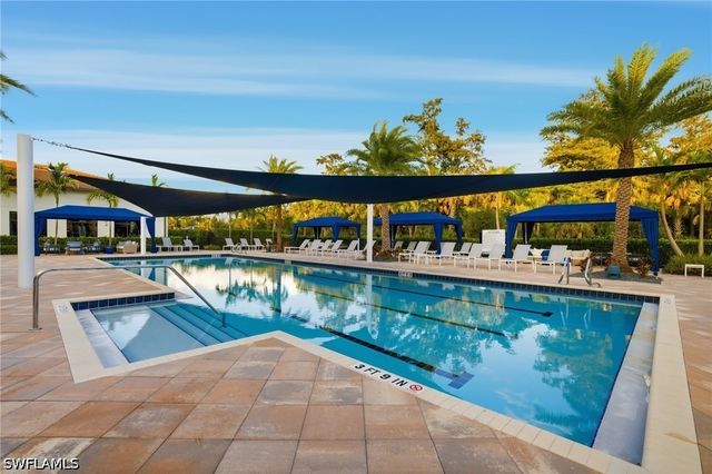 12448 Violet LN, Naples, FL 34120