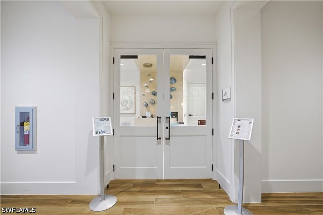 12448 Violet LN, Naples, FL 34120