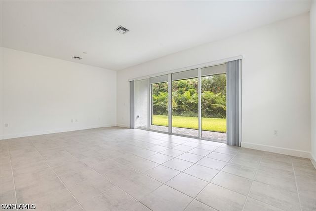 12448 Violet LN, Naples, FL 34120