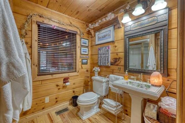 77 Bryant Cove Road, Blairsville, GA 30512