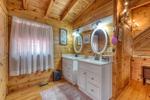 77 Bryant Cove Road, Blairsville, GA 30512