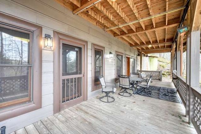 77 Bryant Cove Road, Blairsville, GA 30512