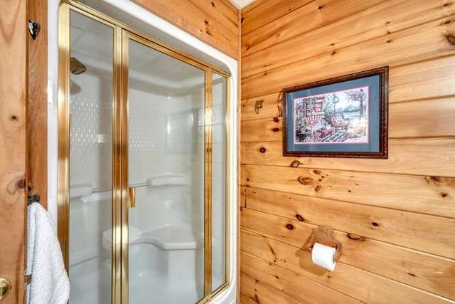 77 Bryant Cove Road, Blairsville, GA 30512