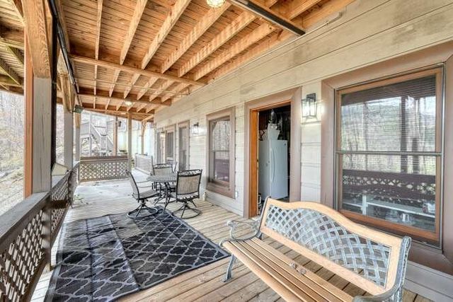 77 Bryant Cove Road, Blairsville, GA 30512