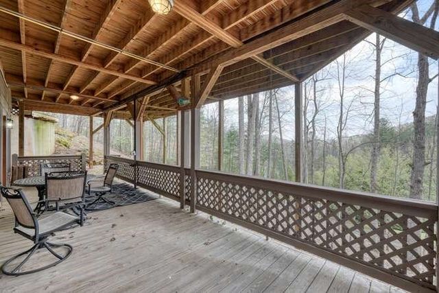 77 Bryant Cove Road, Blairsville, GA 30512